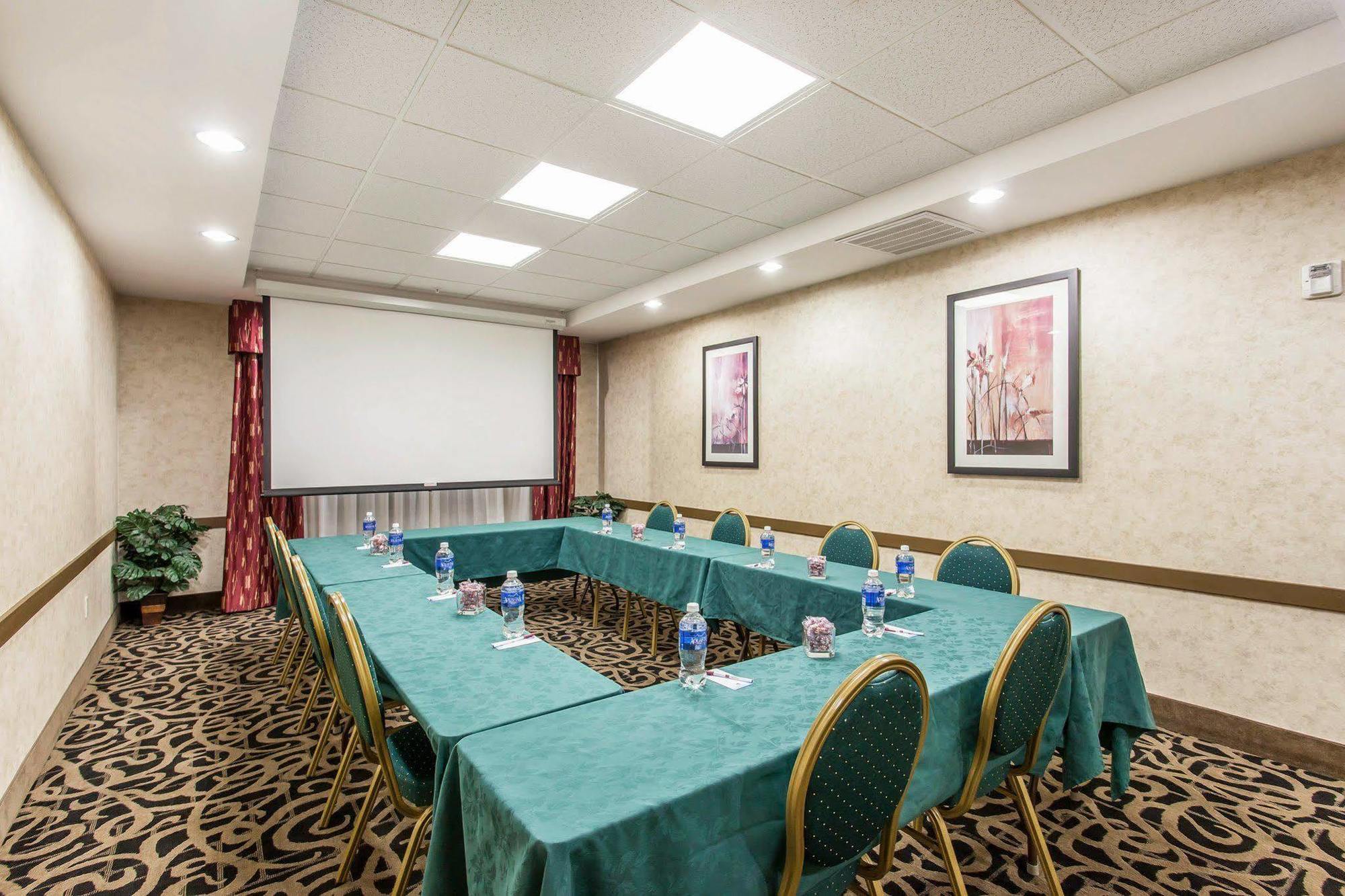 Comfort Suites Wenatchee Gateway Esterno foto